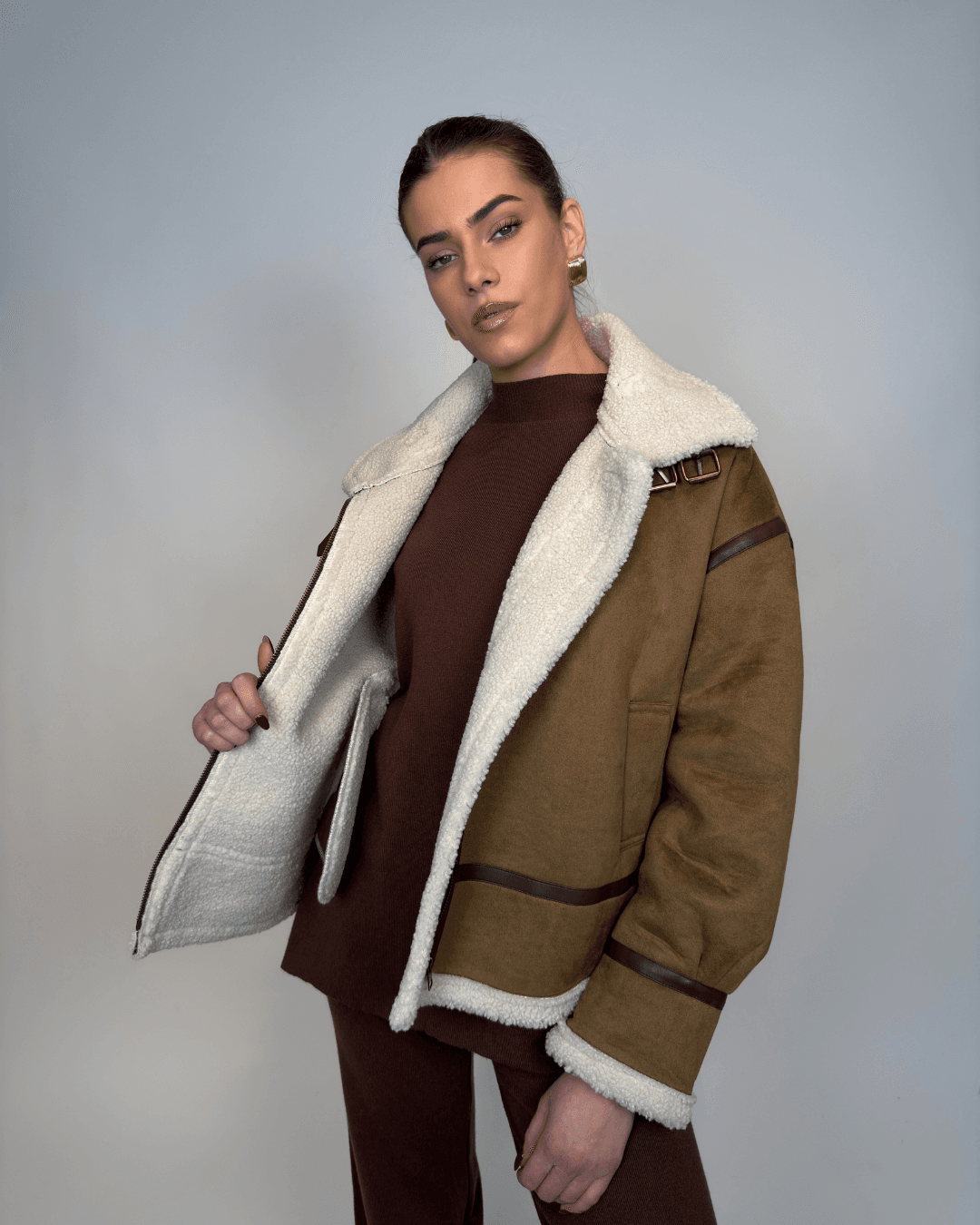 "City Winter Fur Jacket – ženska zimska jakna s krznom u modernom dizajnu"