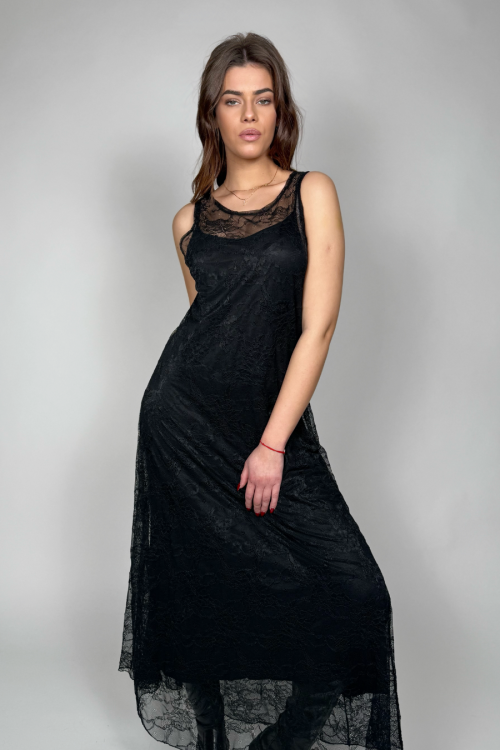 Romance Lace Maxi Dress