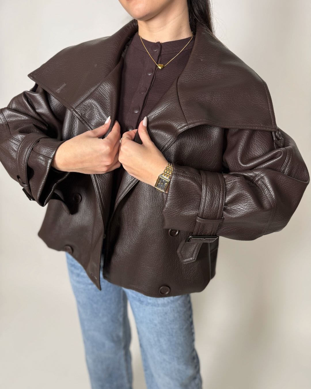 Kožna jakna – bezvremenski klasik s modernim stavom